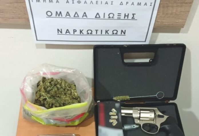 Δράμα: Ο σκύλος της ΕΛ.ΑΣ. ξετρύπωσε τα ναρκωτικά (φωτο)