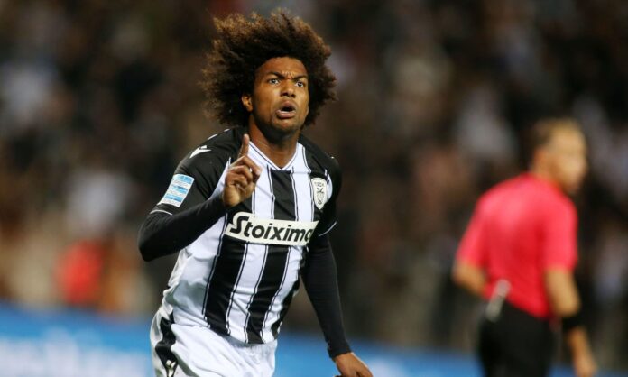 ΠΑΟΚ-ΑΕΚ 2-0: Μαγεία Μπίσεσβαρ στην Τούμπα!