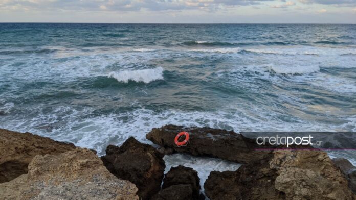 Τραγωδία στην Κρήτη: Πνίγηκε παππούς στις Γούβες για να σώσει τα εγγόνια του-(VIDEO)