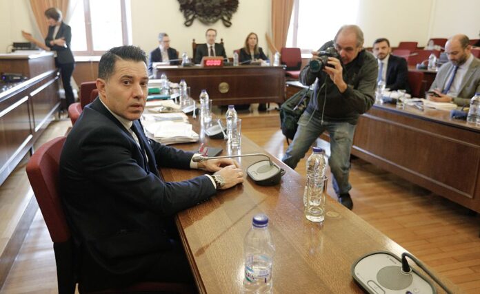 Novartis: Απαλλαγή Μανιαδάκη με το πρωτοφανές σκεπτικό ότι δεν ήταν ποτέ σύμβουλος Υπουργών Υγείας