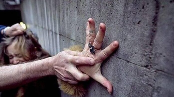 Κρήτη: Καταγγελία σοκ από νεαρή για ομαδικούς βιασμούς, σωματεμπορία – Στη δικαιοσύνη η υπόθεση