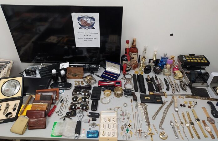 Παγκράτι: Στη δημοσιότητα οι ταυτότητες των μελών εγκληματικής οργάνωσης που διέπραττε διαρρήξεις σε σπίτια-(ΦΩΤΟ)