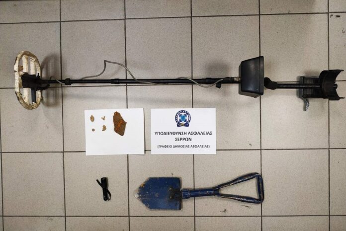 Αμφίπολη: Χειροπέδες σε 53χρονο για αρχαιοκαπηλία – Είχε συνεργό αλλά διέφυγε