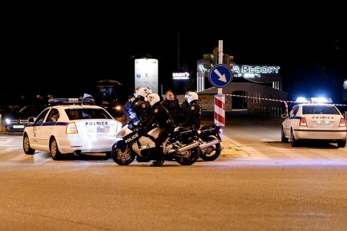 Μαρούσι: 60 άτομα επιτέθηκαν σε έναν άνδρα πριν από αγώνα βόλεϊ – Σοβαρά επεισόδια