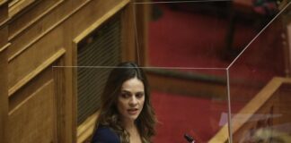 Έφη Ατσιόγλου: Με τον Μητσοτάκη η πολιτική εξαπάτηση έχει χάσει το νόημά της!