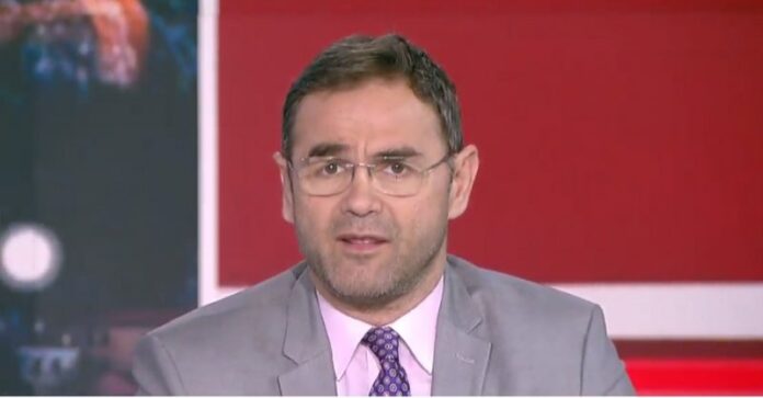 Μπαλάσκας για ανεμβολίαστους αστυνομικούς: «Eχει δίκιο ο Πορτοσάλτε που λέει, “εδώ φοβούνται το εμβόλιο, θα σώσουν εμένα από τον εγκληματία;”»