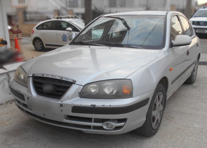 Καβάλα: Συνελήφθη διακινήτρια παράνομων μεταναστών μετά από καταδίωξη