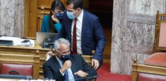 Κορονοϊός: Η κυβέρνηση γυρίζει την πλάτη της στους επιστήμονες