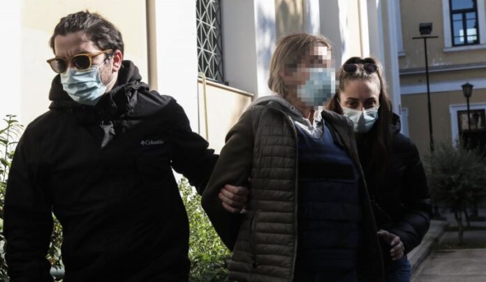 Χαλάνδρι: Ποιους απειλεί με μηνύσεις η 49χρονη – Οσα λέει για τον 68χρονο οφθαλμίατρο