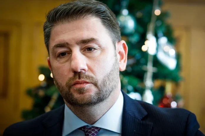 Η πρώτη «κόντρα» κυβέρνησης – νέας ηγεσίας ΚΙΝΑΛ: «Πιστοποιητικά νομιμοφροσύνης» ζητά το Μαξίμου