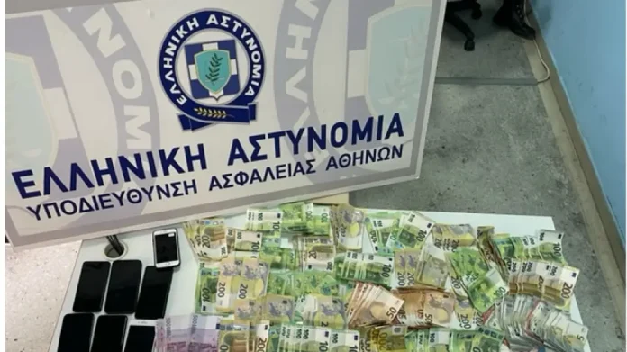 Εξαρθρώθηκε εγκληματική οργάνωση που διακινούσε μετανάστες και ναρκωτικά στο κέντρο της Αθήνας