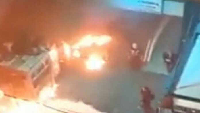 Ανάληψη ευθύνης για την καταδρομική επίθεση με μολότοφ στο Αστυνομικό Τμήμα Ακροπόλεως