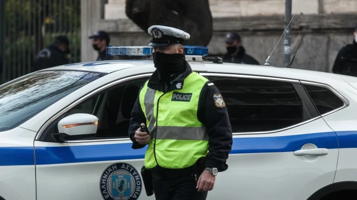 Μεγάλη επιχείρηση από τους «αδιάφθορους» της ΕΛΑΣ: 13 συλλήψεις για χρηματισμό γιατρών και παράνομες συνταγογραφήσεις