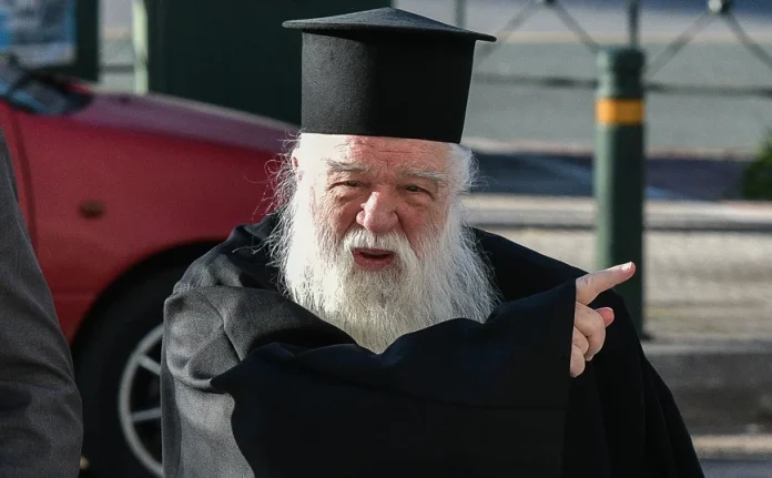 Αμβρόσιος: Το εμβόλιο είναι το σφράγισμα του διαβόλου – Τέκνα του οι εμβολιασμένοι