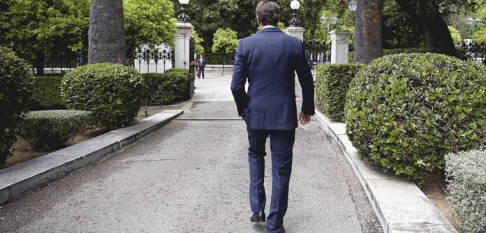 Η κυβερνητική ανικανότητα φλερτάρει πάλι με το lockdown – Μονόδρομος πλέον οι κάλπες