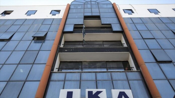 Θεσσαλονίκη: Προϊστάμενος ΙΚΑ, η κόρη του και άλλοι τέσσερις σε κύκλωμα με πλαστές βεβαιώσεις