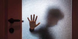 Σεξουαλική κακοποίηση σε ορφανοτροφείο της Αττικής – Η επιστολή στη Δόμνα Μιχαηλίδου