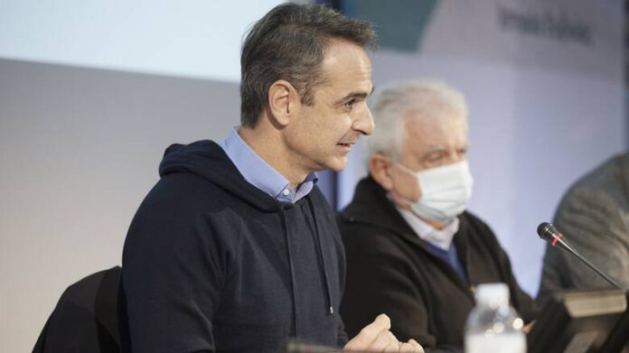 4 μήνες μετά τις φωτιές ο Μητσοτάκης πήγε στην Εύβοια… και οι κάτοικοι τον υποδέχτηκαν θερμά! – (VIDEO)