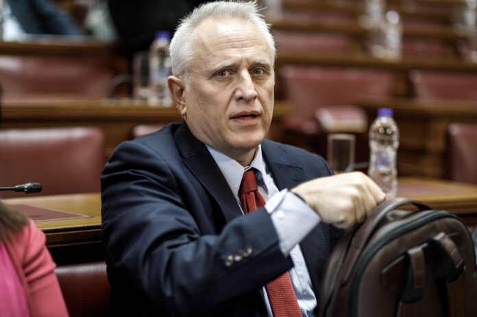 Ραγκούσης: Βλέπουμε ένα πέμπτο κύμα και την κάκιστη διαχείριση της κυβέρνησης