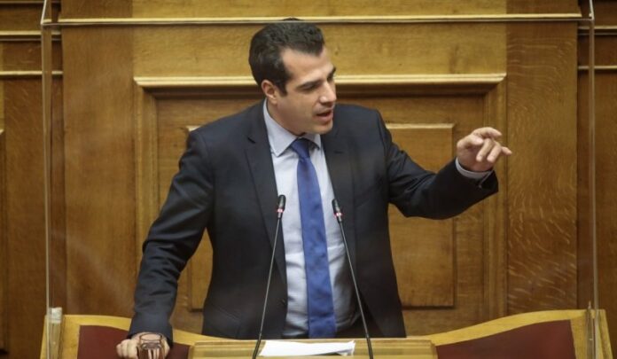 Πλεύρης: «Ο Πολάκης καλεί τον κόσμο να μην εμβολιάζεται και ο Τσίπρας σιωπά για μια ακόμη φορά»