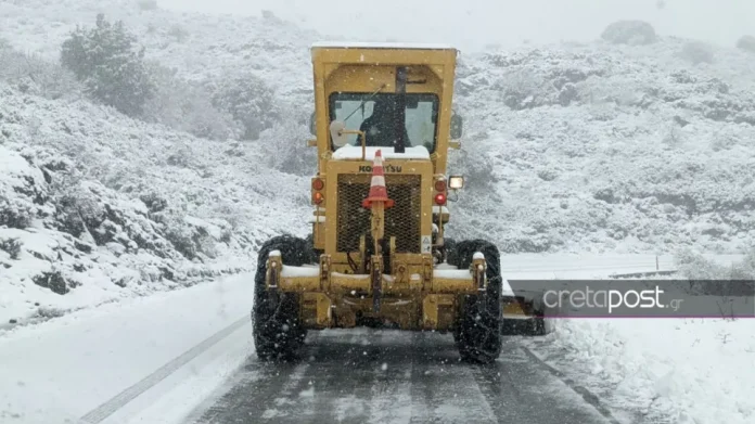 Δέκα άτομα απεγκλωβίστηκαν λόγω κακοκαιρίας στην Κρήτη