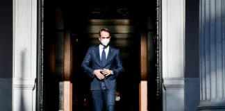 Κολοτούμπες της κυβέρνησης όπου εντείνονται οι αντιδράσεις