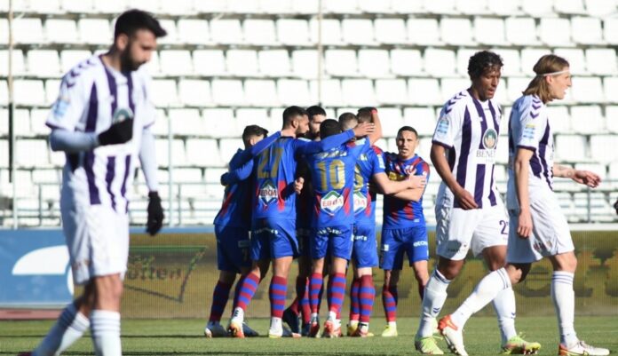 Super League: Στην 9η θέση ο Βόλος μετά τη νίκη επί του Απόλλωνα Σμύρνης