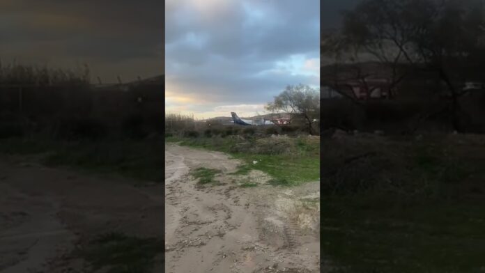 Προσγείωση θρίλερ στη Μήλο – Βγήκε εκτός διαδρόμου το αεροπλάνο-(VIDEO-ΦΩΤΟ)