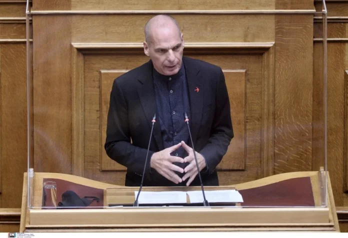 Βαρουφάκης: Αποκαλύφθηκε το μεγάλο ψέμα ότι ο ιδιωτικός τομέας τα κάνει όλα καλύτερα