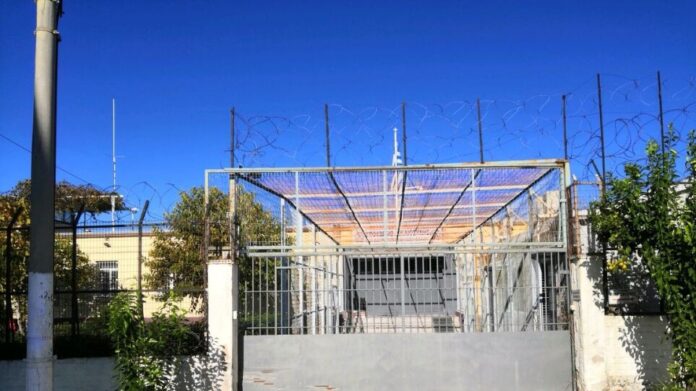 Βόλος: Νεκρός από κορωνοϊό 47χρονος σωφρονιστικός υπάλληλος