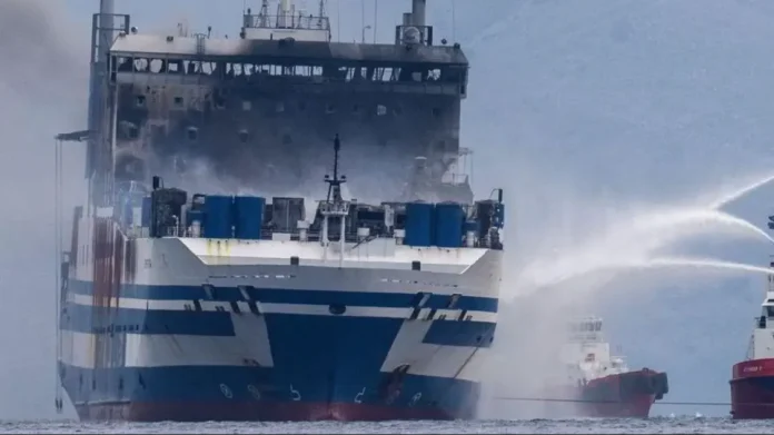 Euroferry Olympia – 5η ημέρα: Θρίλερ με την επιχείρηση εντοπισμού των 10 εγκλωβισμένων