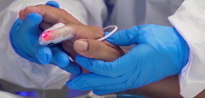 Αποκάλυψη: Φρικτά ψέματα των «τηλε-ειδικών» του Μητσοτάκη για τους χιλιάδες θανάτους