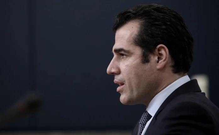 Στη Γαλλία ο Θάνος Πλεύρης