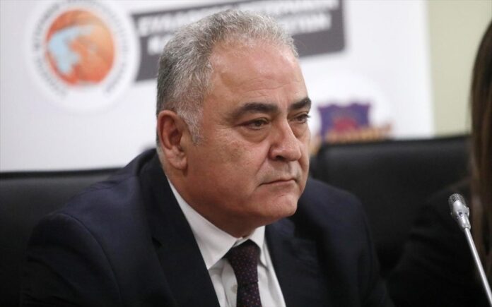 Κεντρική Ένωση Επιμελητηρίων: Πρωτοφανής πολιτική “φουρτούνα” και “καρφώματα” για κυβερνητικές παρεμβάσεις