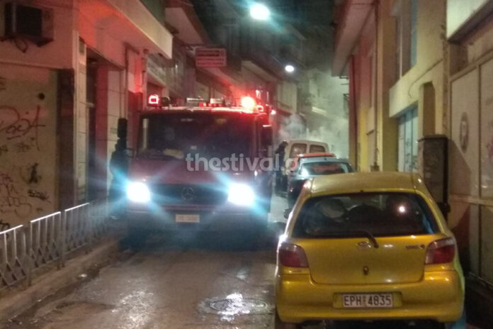 Στις φλόγες δύο οχήματα τα ξημερώματα στη Θεσσαλονίκη