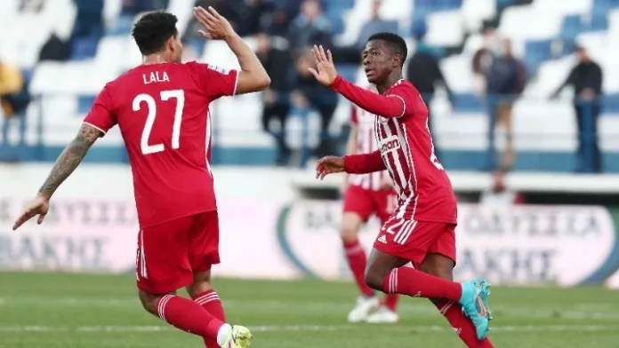 Super League: Ασταμάτητος ο Ολυμπιακός – Κέρδισε εύκολα τον Ιωνικό