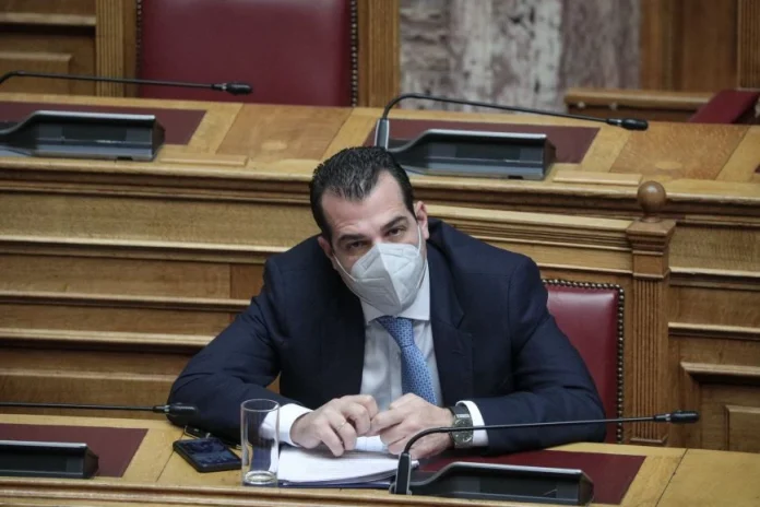 Θάνος Πλεύρης: Με κορονοϊό διαγνώστηκε ο υπουργός Υγείας