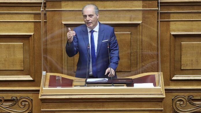 Βελόπουλος: Να δεσμευτεί η κυβέρνηση ότι δεν θα στείλει στρατό στην Ουκρανία