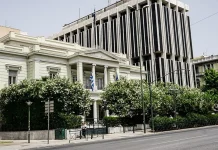 Σκάνδαλο υποκλοπών: Βαθιά μπλεγμένο το υπουργείο Εξωτερικών
