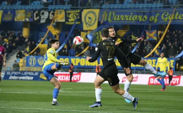 Super League: Ζωντανή για παραμονή η Λαμία με τη νίκη επί του Παναιτωλικού