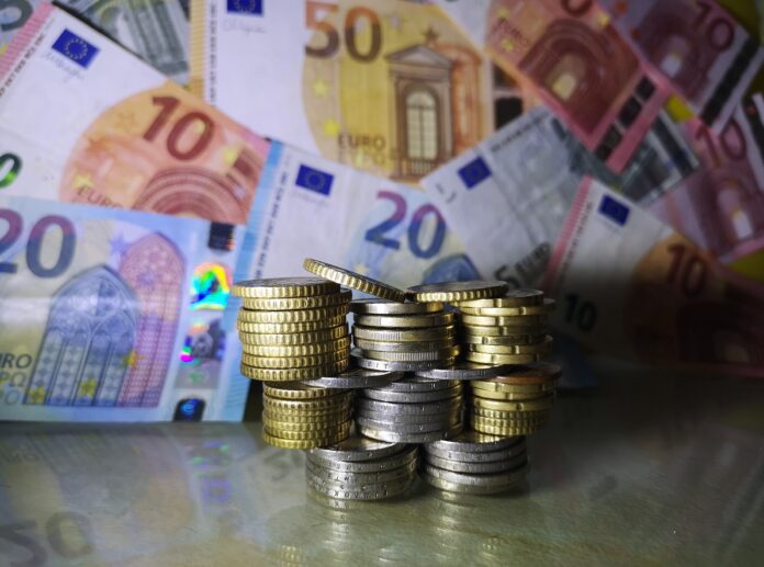 Μπέρδεμα με το κουπόνι της βενζίνης των νέων μέτρων – Τι ισχύει