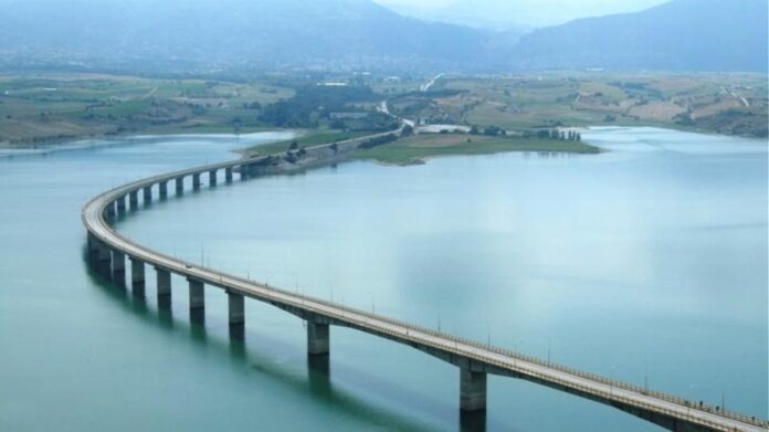 Κοζάνη: Εντοπίστηκε σορός άνδρα στη λίμνη Πολυφύτου