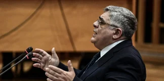 Νίκος Μιχαλολιάκος: Διασωληνώθηκε με κορωνοϊό στο πανεπιστημιακό νοσοκομείο Λάρισας