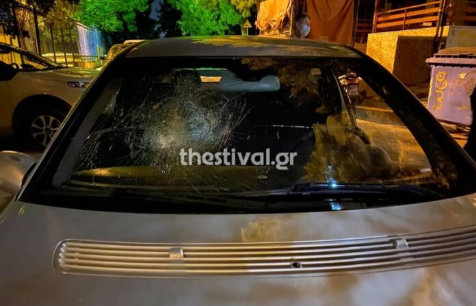 Θεσσαλονίκη: Ταυτοποιήθηκε 23χρονος οπαδός για επίθεση σε 21χρονο – Του είχαν σπάσει το αυτοκίνητο