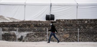 Εκθεση-κόλαφος του Συνήγορου του Πολίτη, για τα πρόστιμα στους μετανάστες