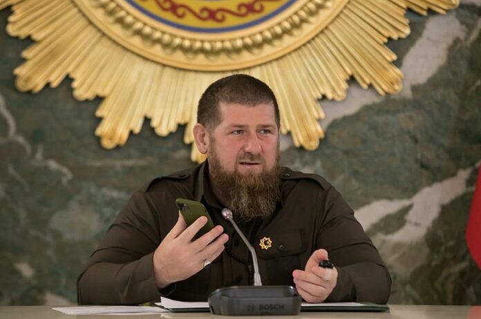 Ουκρανία: Ο Τσετσένος Καντίροφ βρίσκεται στη Μαριούπολη
