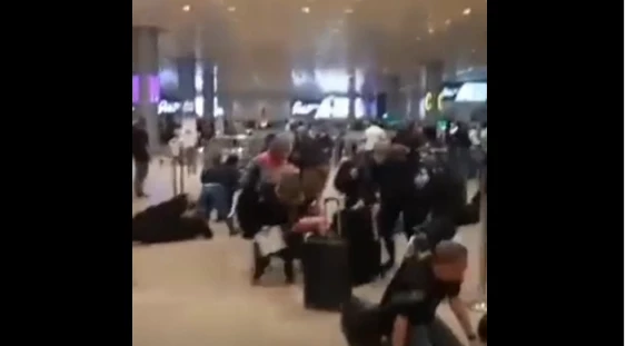 Πανικός σε αεροδρόμιο του Ισραήλ: Αμερικανοί πήραν για… σουβενίρ οβίδα και σήμανε συναγερμός – Επιβάτες έτρεχαν να σωθούν