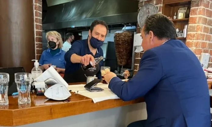 Ασθενής ή οδοιπόρος o Άδωνης ; – Και “πλάκωσε” το γύρο προκαλώντας το θρησκευτικό συναίσθημα….