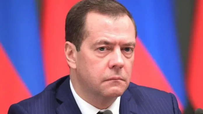 Ουκρανία: Θα ανταποδώσουμε τις απελάσεις διπλωματών μας από δυτικές κυβερνήσεις, διαμηνύει ο Μεντβέντεφ