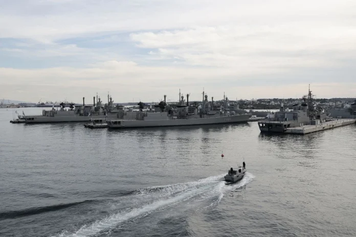 Ο κόσμος πέθαινε από τον κορονοϊό και τα κράτη αύξαιναν τις… στρατιωτικές δαπάνες!